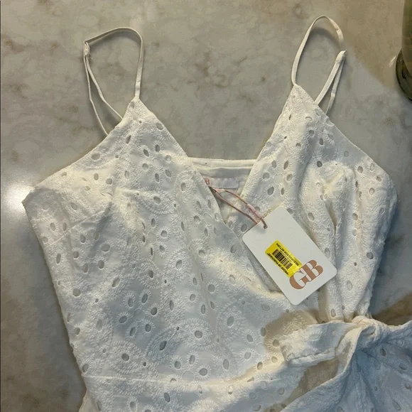 NWT Gianni Bini White Eyelet Wrap Mini Dress - Picture 5 of 9